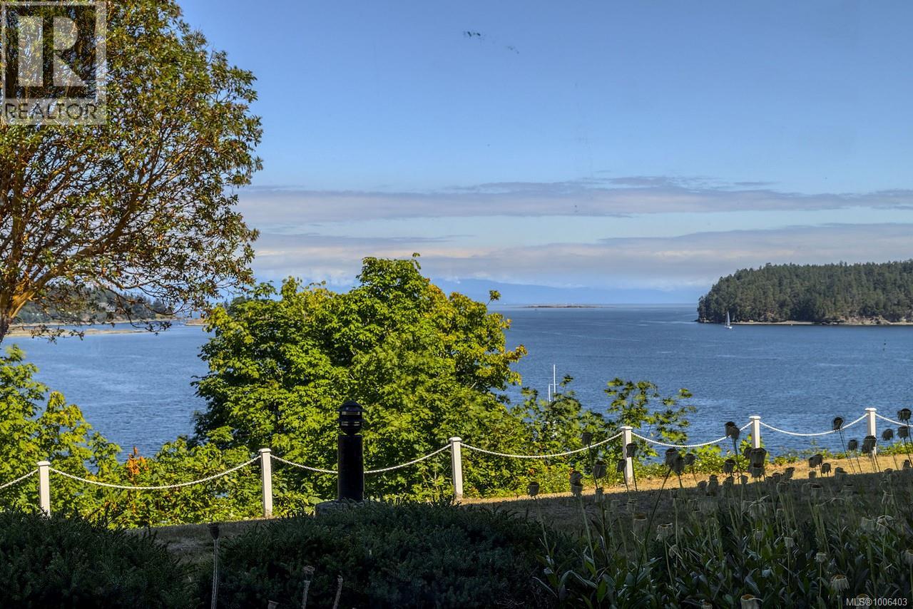 Photo 19 of 104 2560 Departure Bay Rd, Nanaimo BC