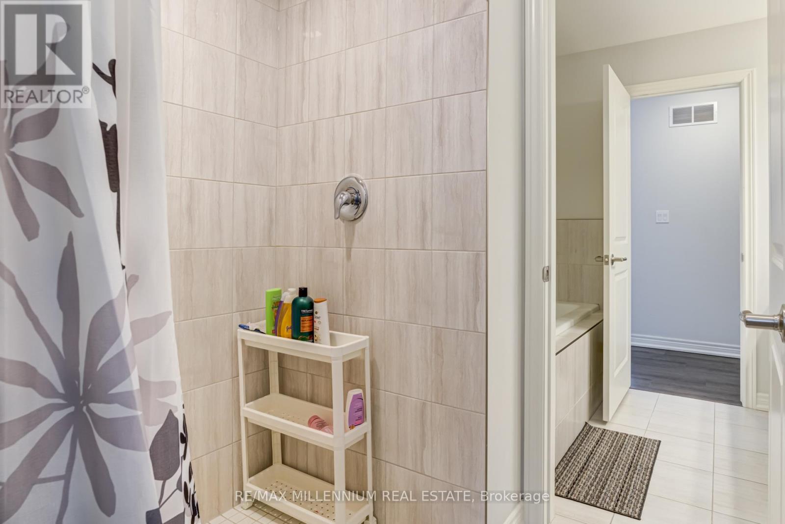 Photo 31 of 3597 Carolinia Court, Fort Erie ON
