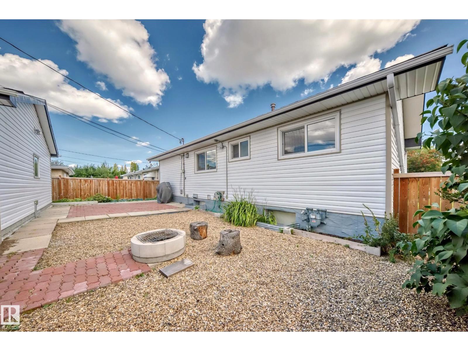 Photo 54 of 13424 82 St Nw, Edmonton AB