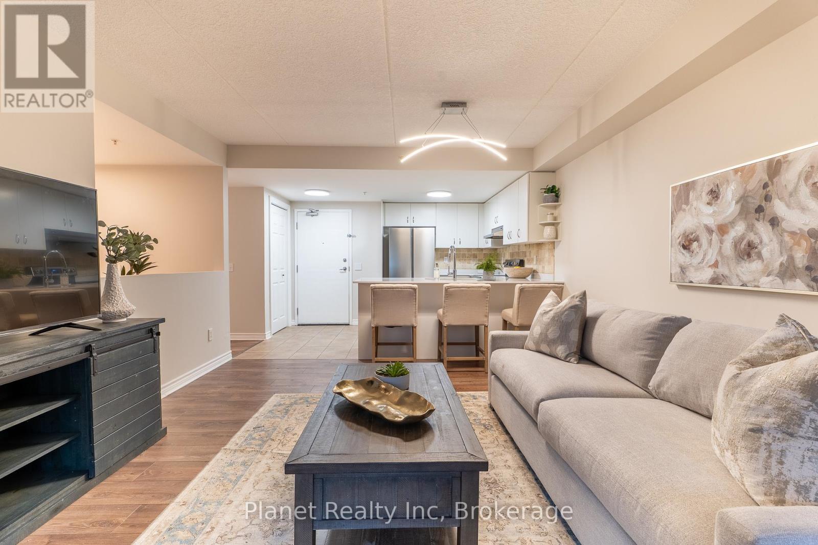 Photo 19 of 110 39 Goodwin Drive, Guelph ON