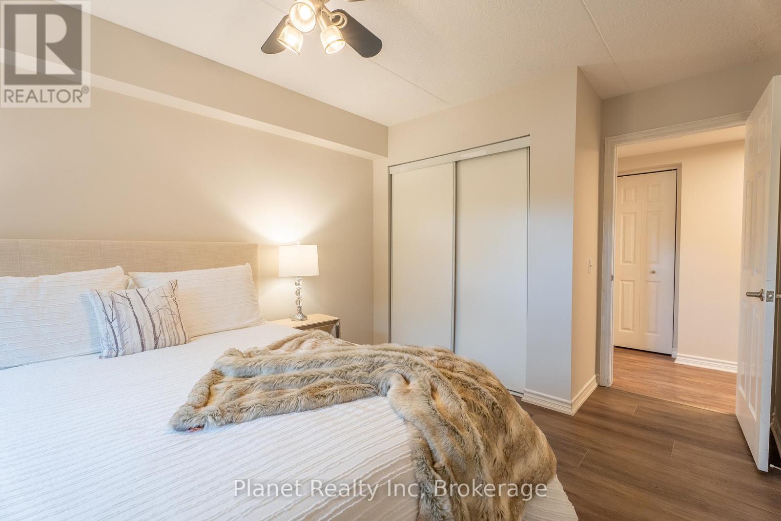 Photo 11 of 110 39 Goodwin Drive, Guelph ON