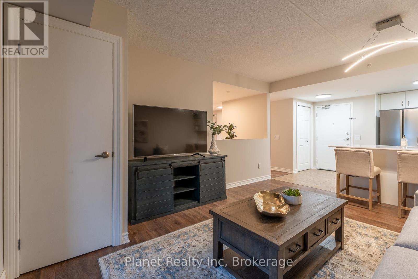 Photo 1 of 110 39 Goodwin Drive, Guelph ON