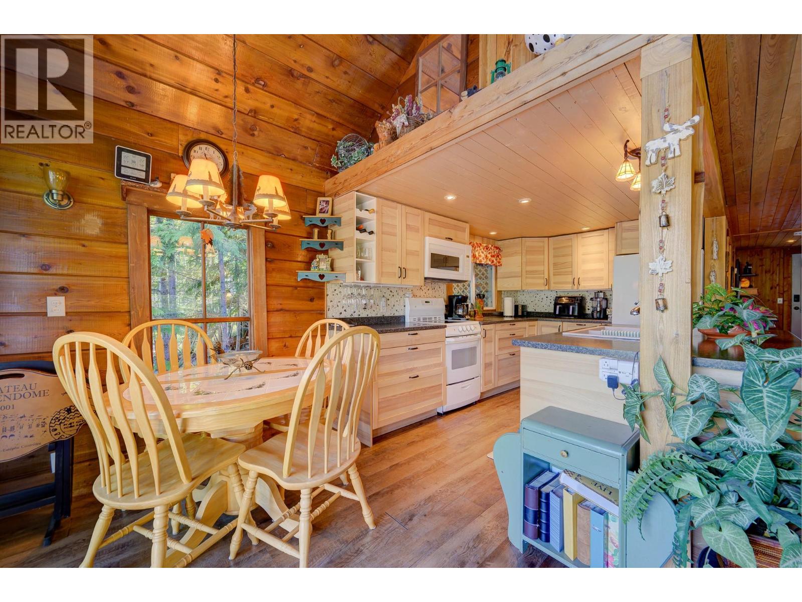 5289 EAST BARRIERE LAKE FS Road, Kamloops