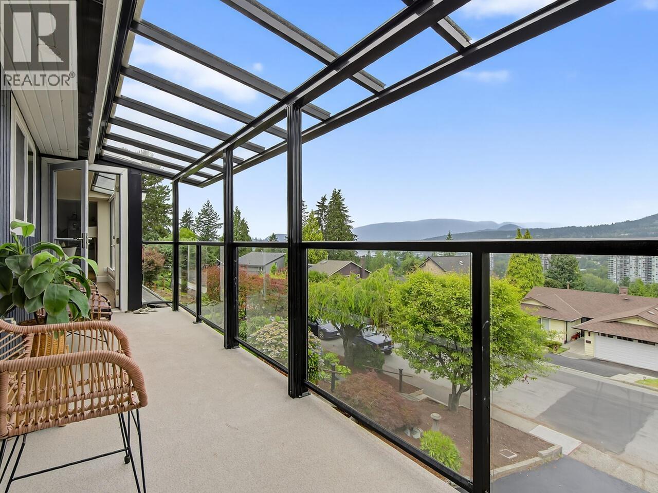 Photo 7 of 1052 Corona Crescent, Coquitlam BC
