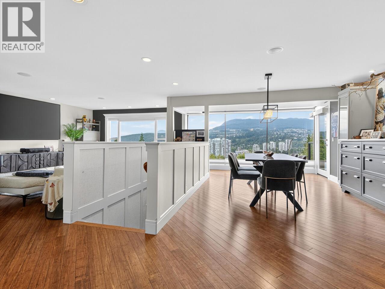 Photo 4 of 1052 Corona Crescent, Coquitlam BC