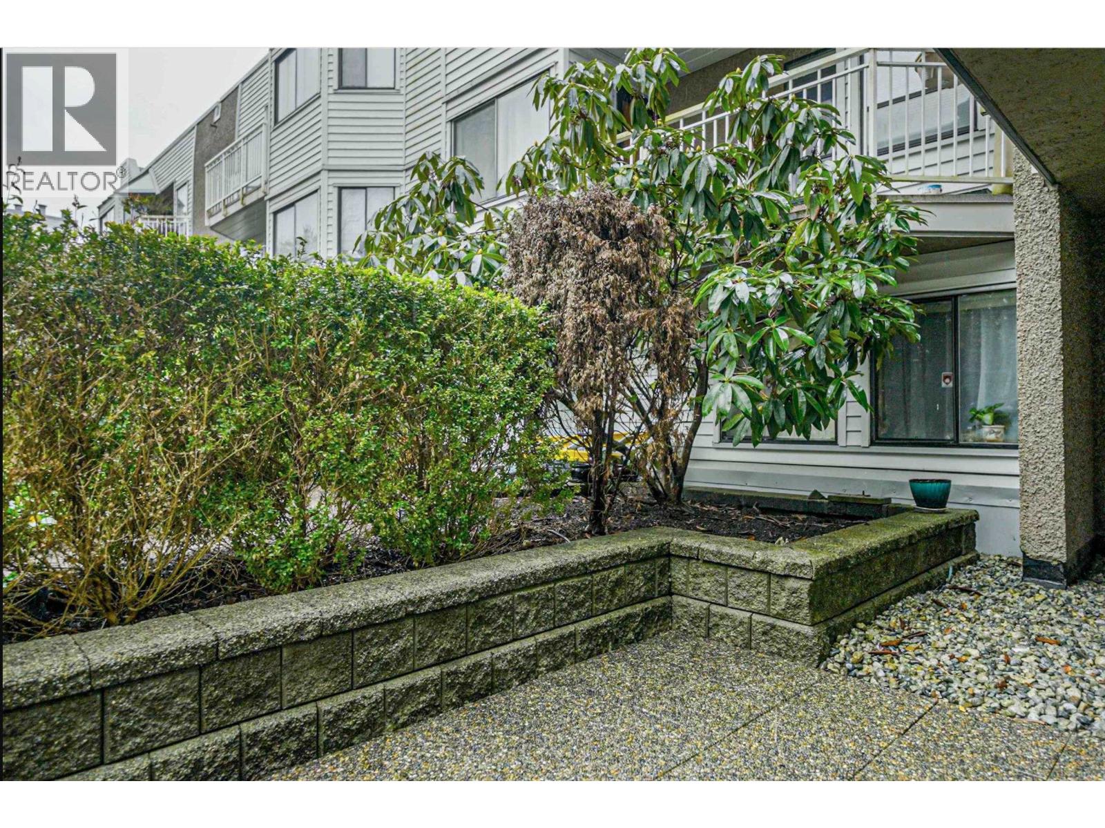 Photo 25 of 105 9584 Manchester Drive, Burnaby BC