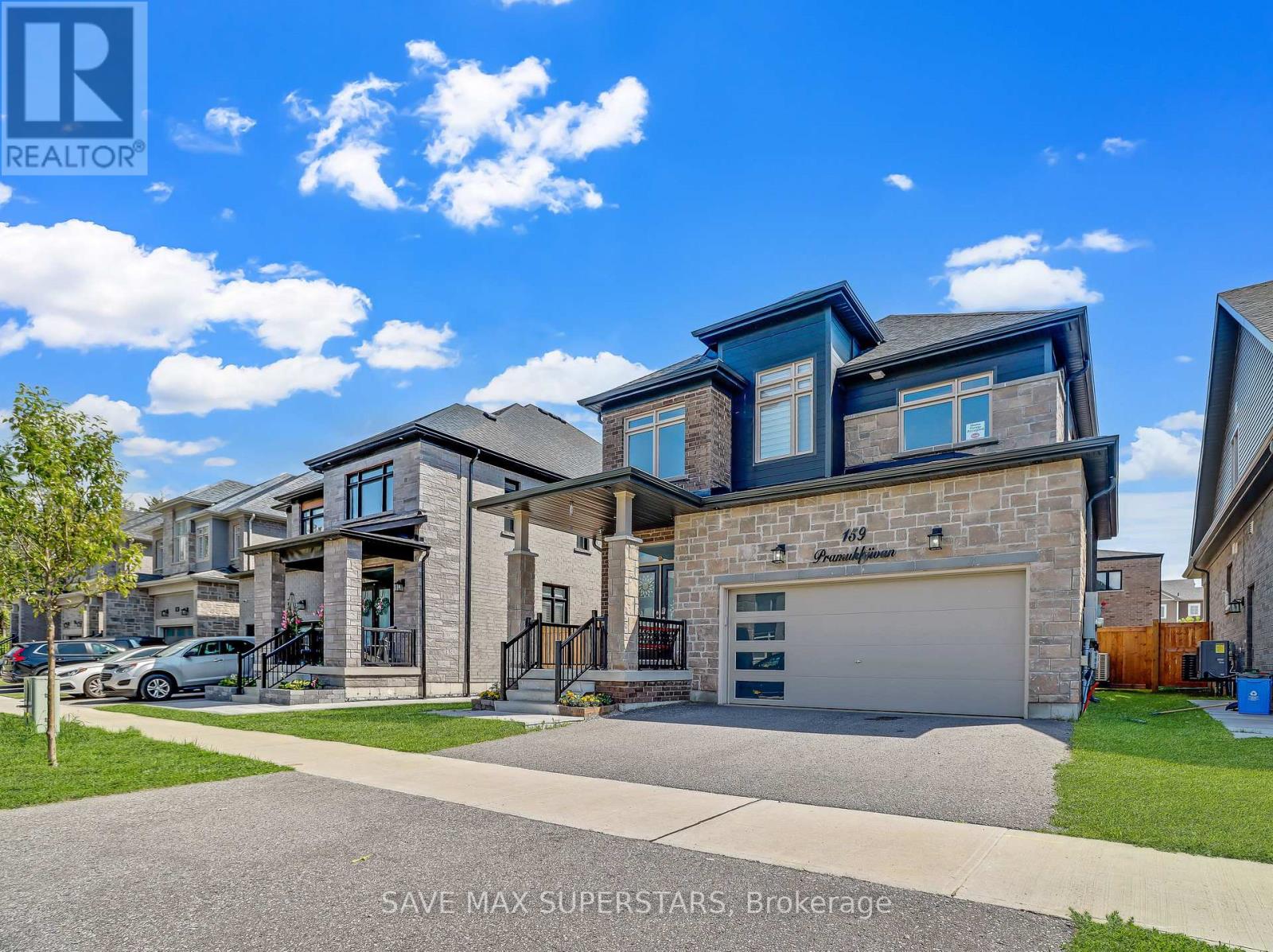 Photo 3 of 159 Franklin Trail, Barrie ON