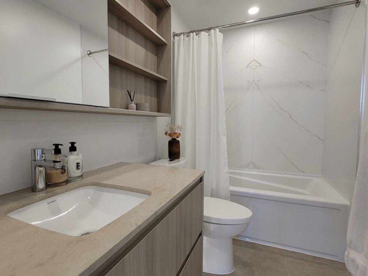 Photo 30 of 1502 15165 Thrift Avenue, White Rock BC