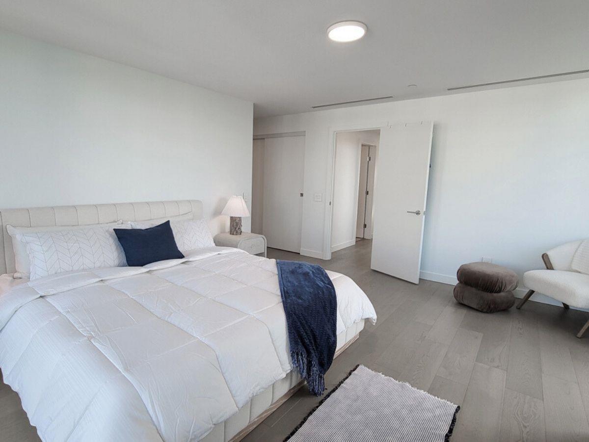 Photo 29 of 1502 15165 Thrift Avenue, White Rock BC