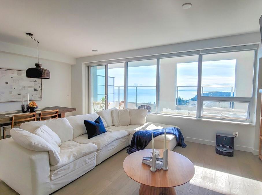 Photo 5 of 1502 15165 Thrift Avenue, White Rock BC