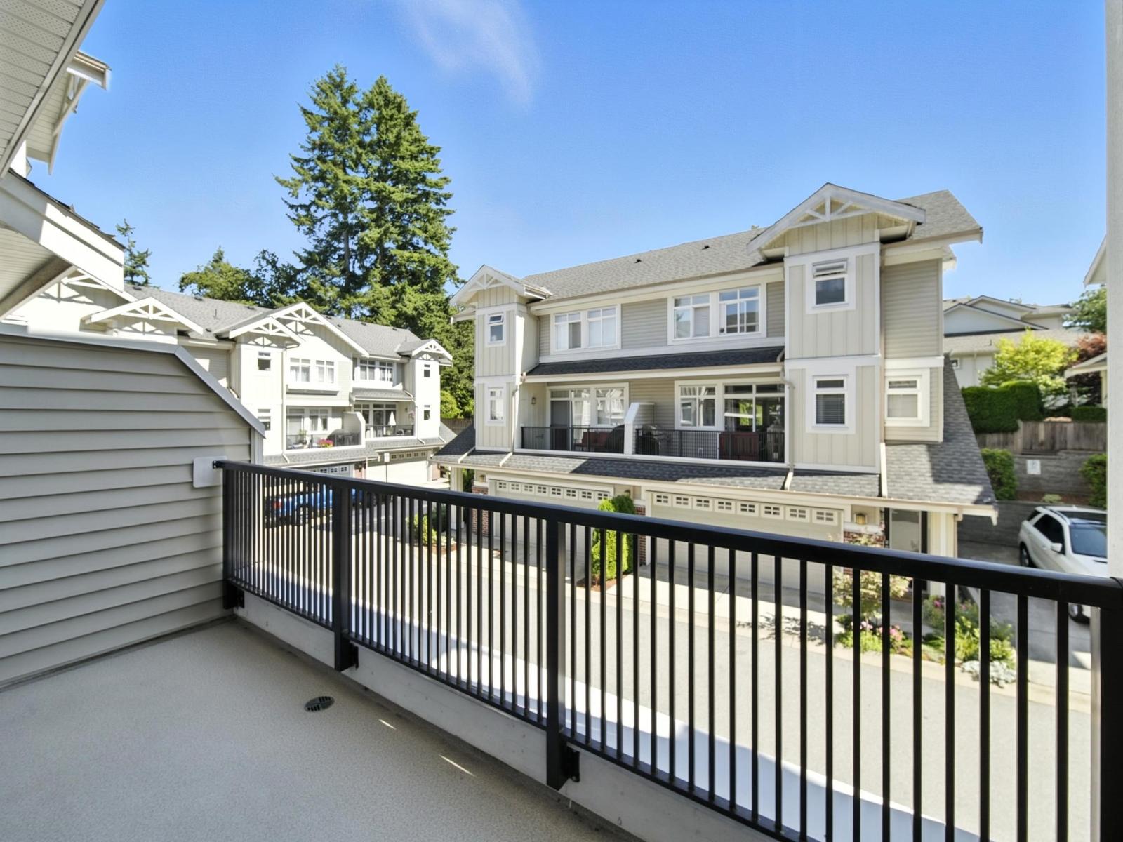 Photo 17 of 25 2925 King George Boulevard, Surrey BC