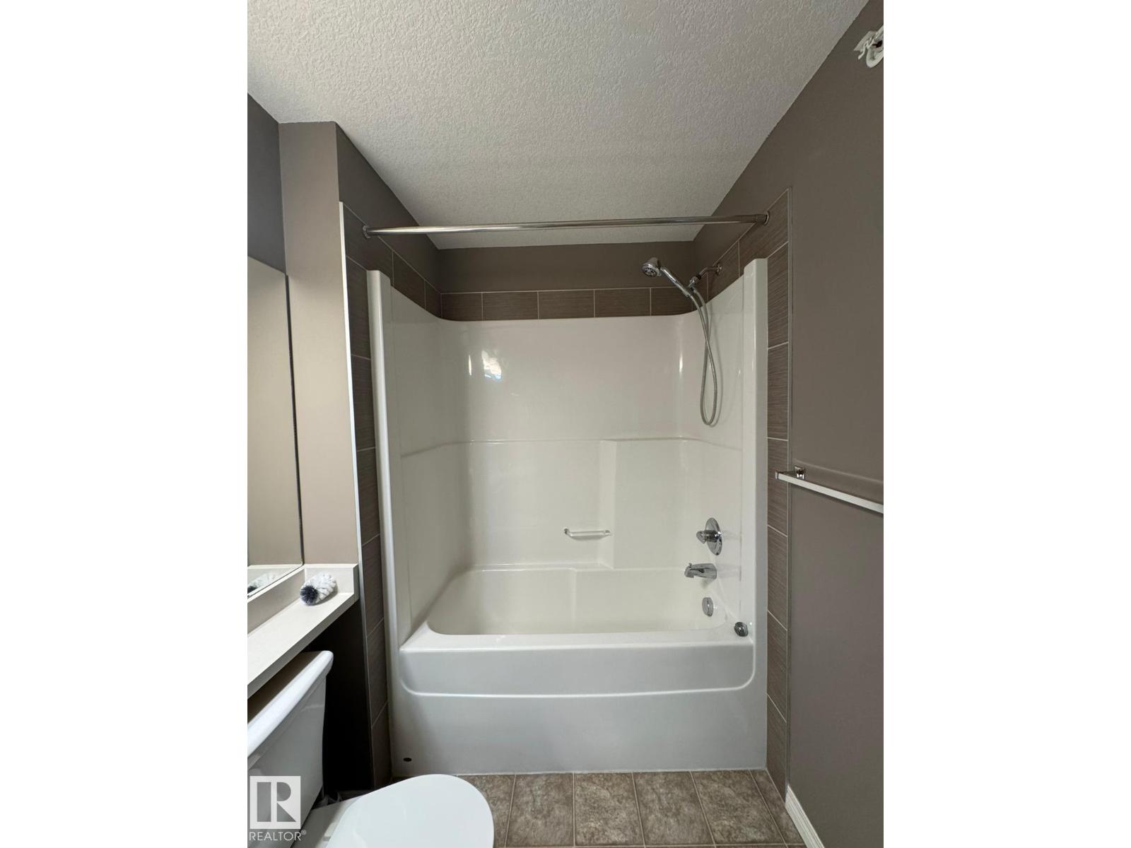 Photo 22 of 445 1520 Hammond Gate Ga Nw, Edmonton AB