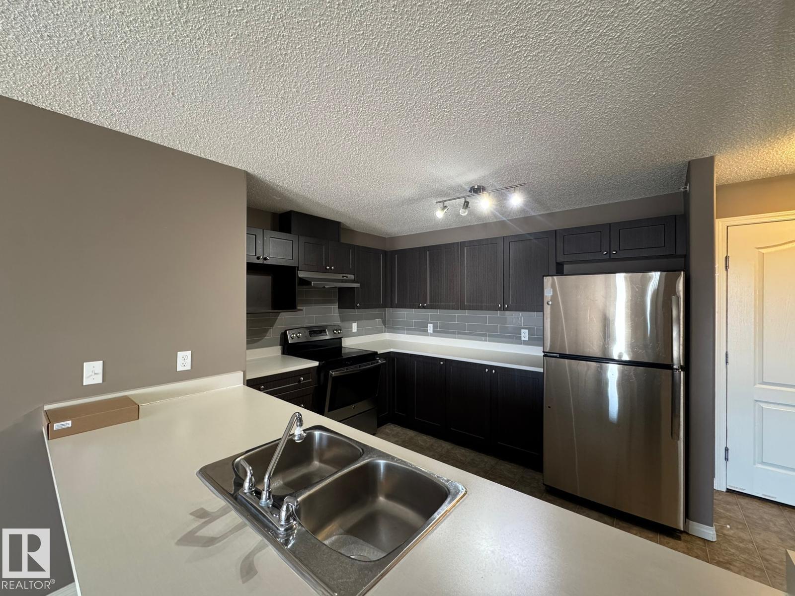 Photo 4 of 445 1520 Hammond Gate Ga Nw, Edmonton AB