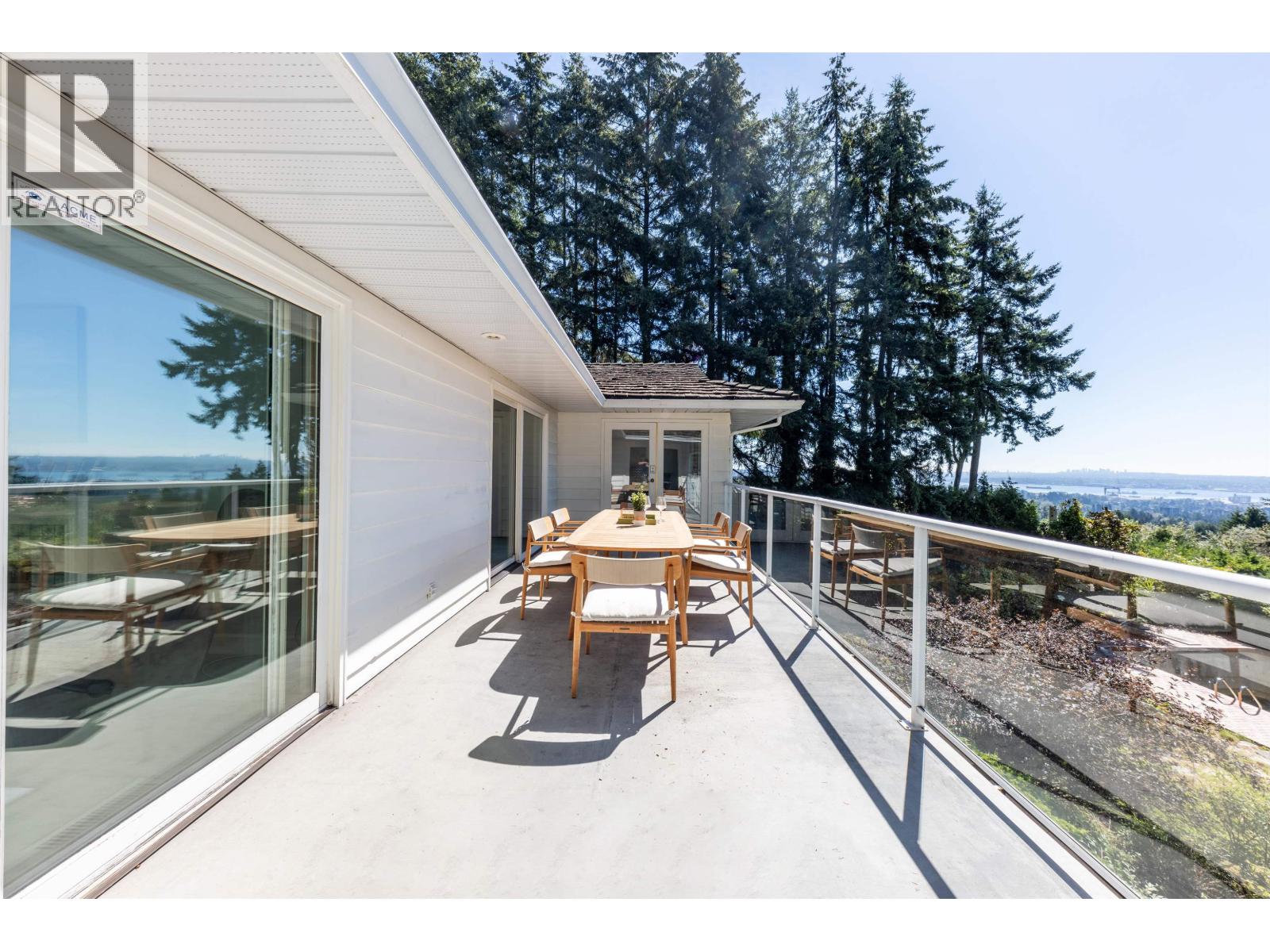 Photo 14 of 790 Fairmile Road, West Vancouver BC