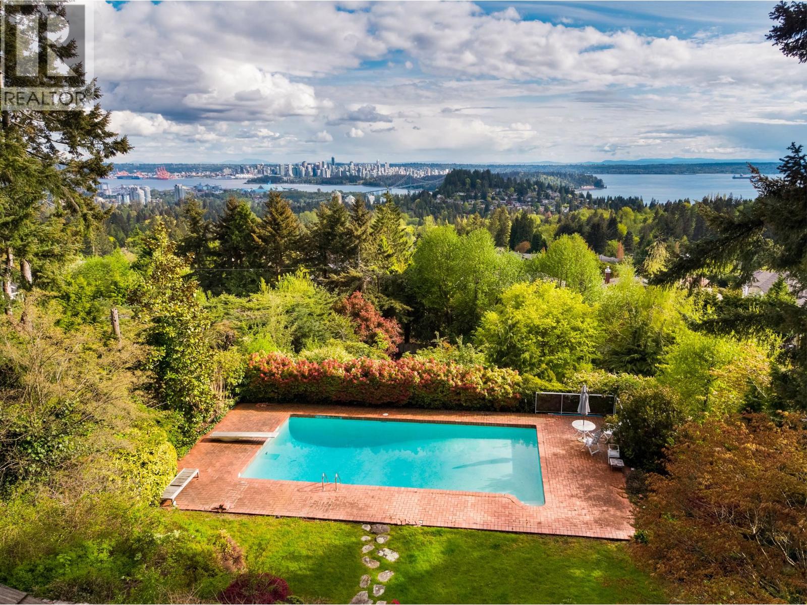Photo 18 of 790 Fairmile Road, West Vancouver BC