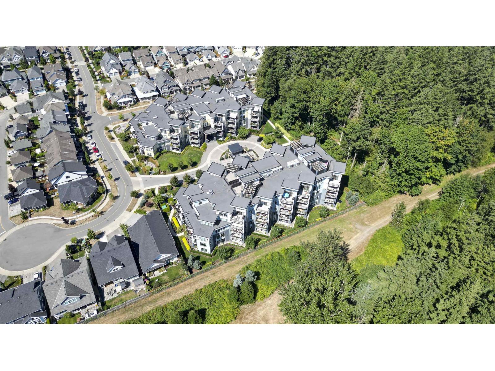 Photo 11 of 211 5380 Tyee Lane Garrison Crossing, Chilliwack BC