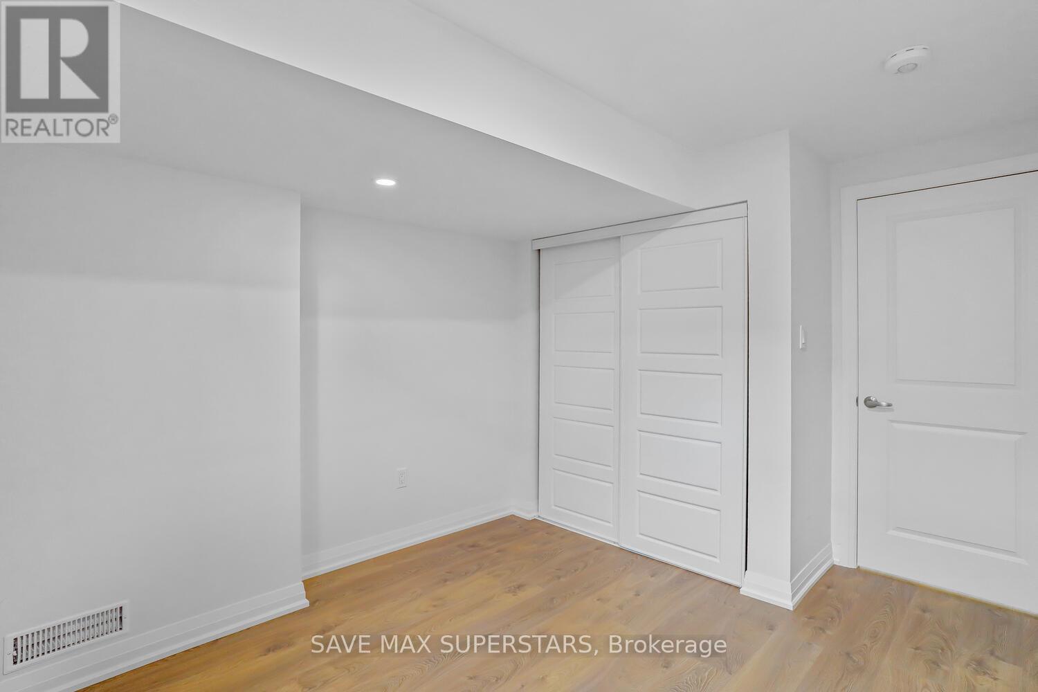 Photo 38 of 159 Franklin Trail, Barrie ON