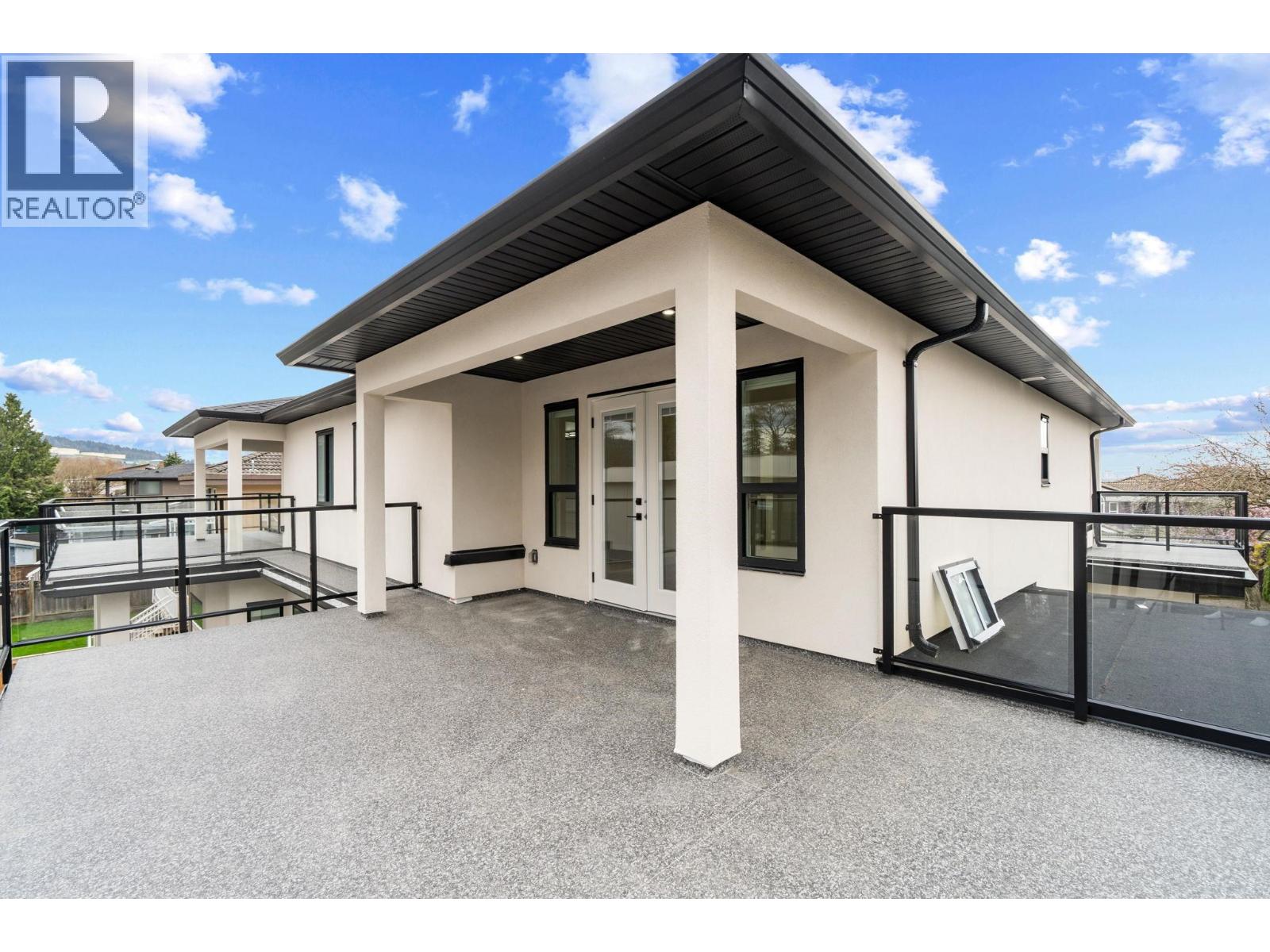 Photo 18 of 1 3 6765 Kitchener Street, Burnaby BC