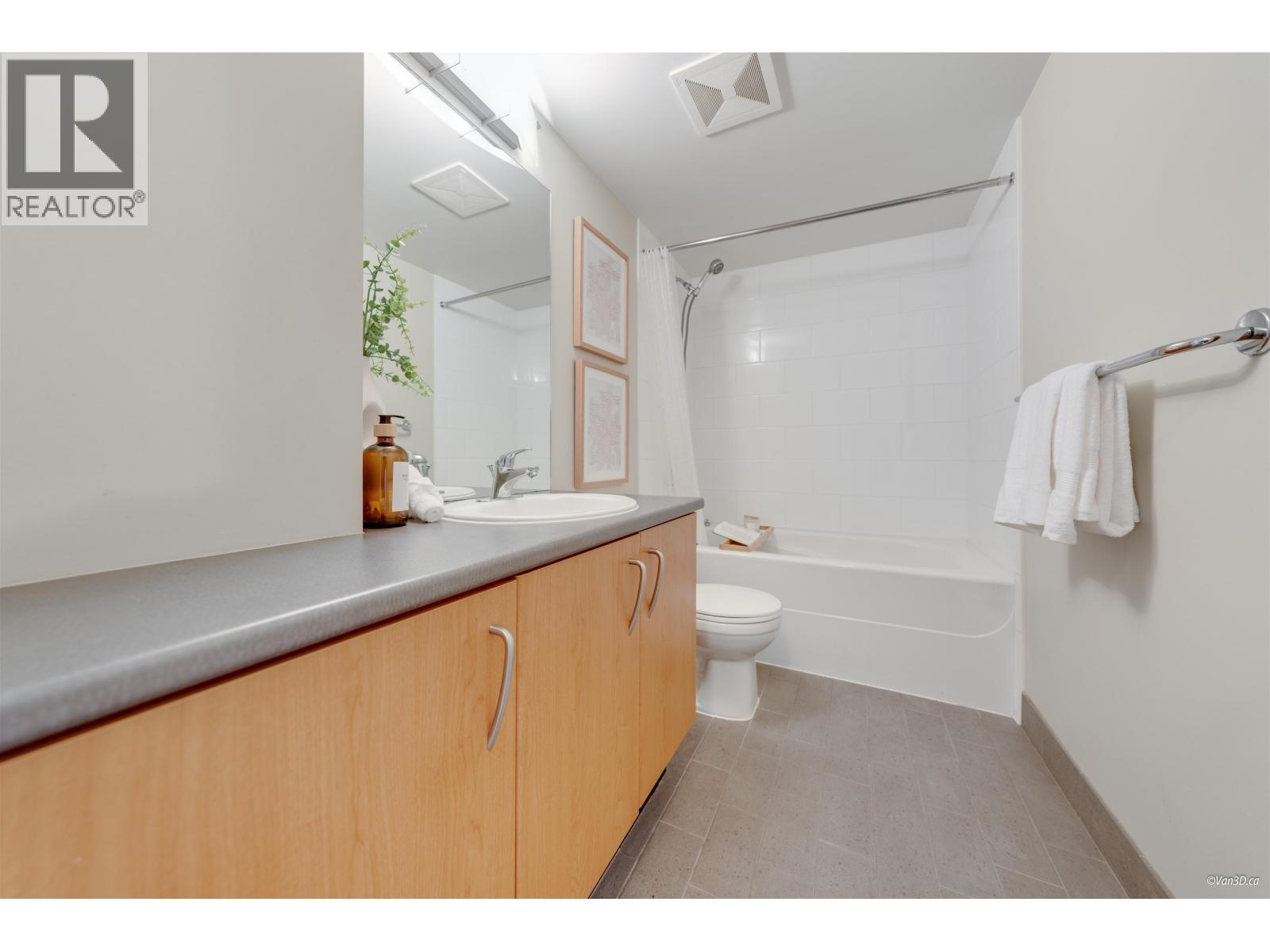 Photo 15 of 1503 1295 Richards Street, Vancouver BC