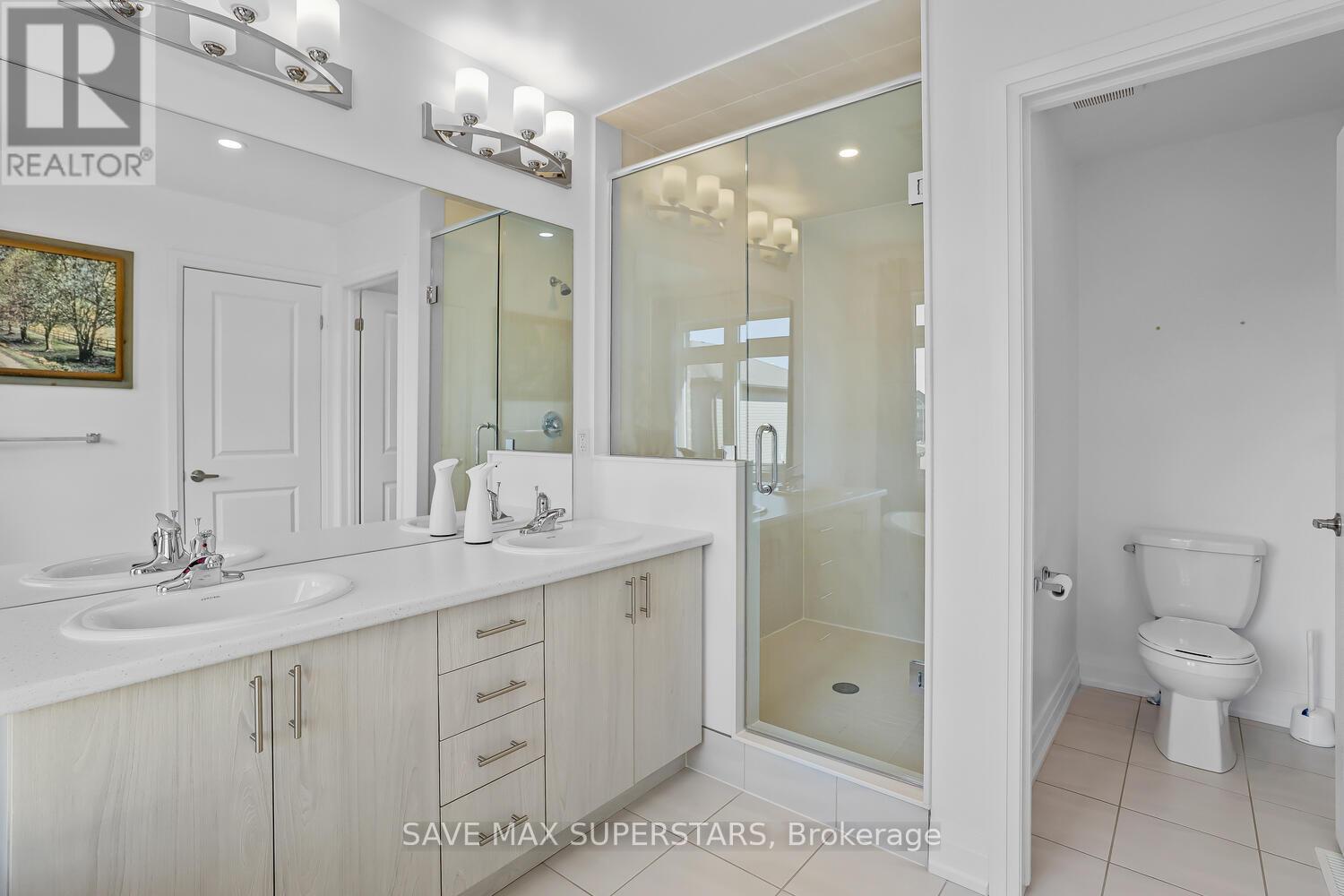 Photo 31 of 159 Franklin Trail, Barrie ON