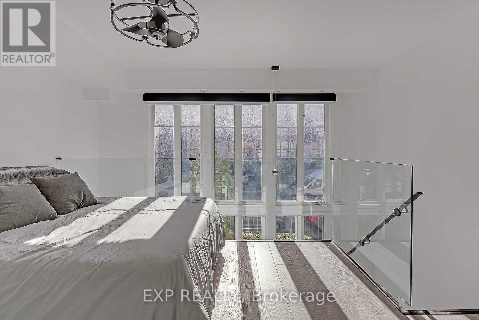 Photo 32 of 1111 50 East Liberty Street, Toronto ON