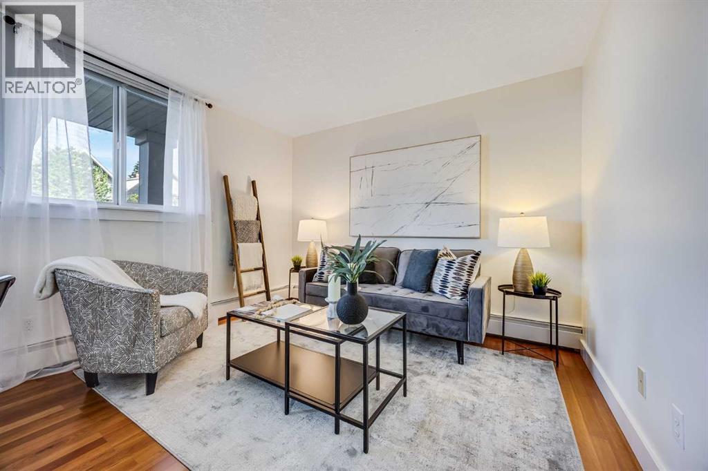 Single Family House for Sale in    Avenue NW Sunnyside Calgary 