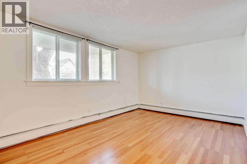 Single Family House for Sale in    Avenue NW Sunnyside Calgary 