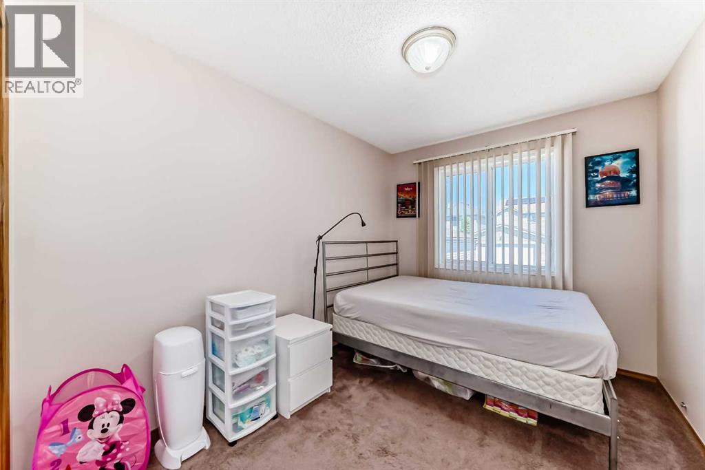 Single Family House 4 Level for Sale in  Bridlewood Avenue SW Bridlewood Calgary 
