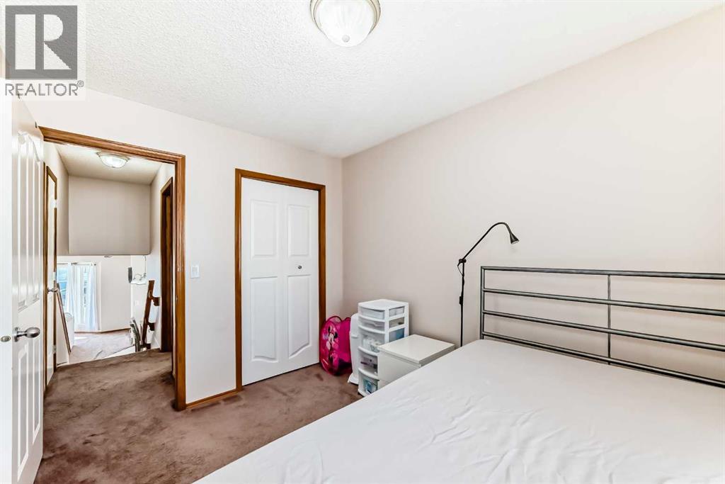 Single Family House 4 Level for Sale in  Bridlewood Avenue SW Bridlewood Calgary 