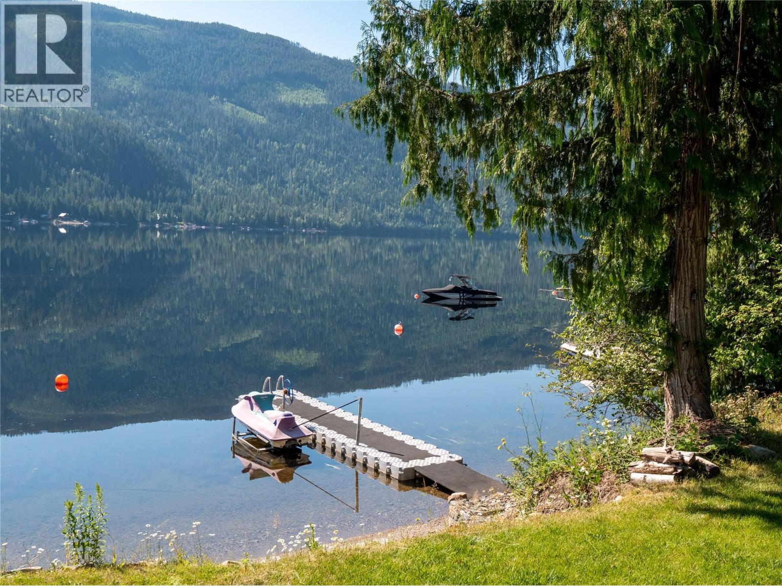 7540 RUSSEL  FSR Creek Unit# 17, Barriere