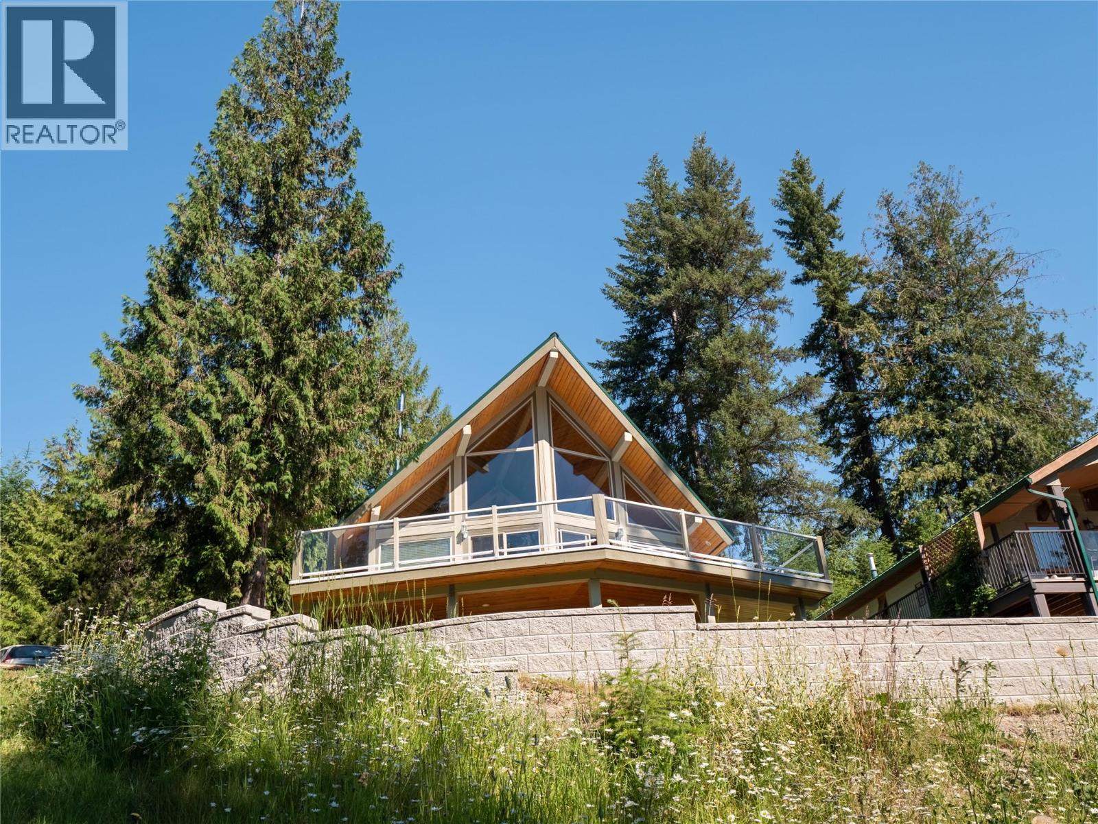 7540 RUSSEL  FSR Creek Unit# 17, Barriere