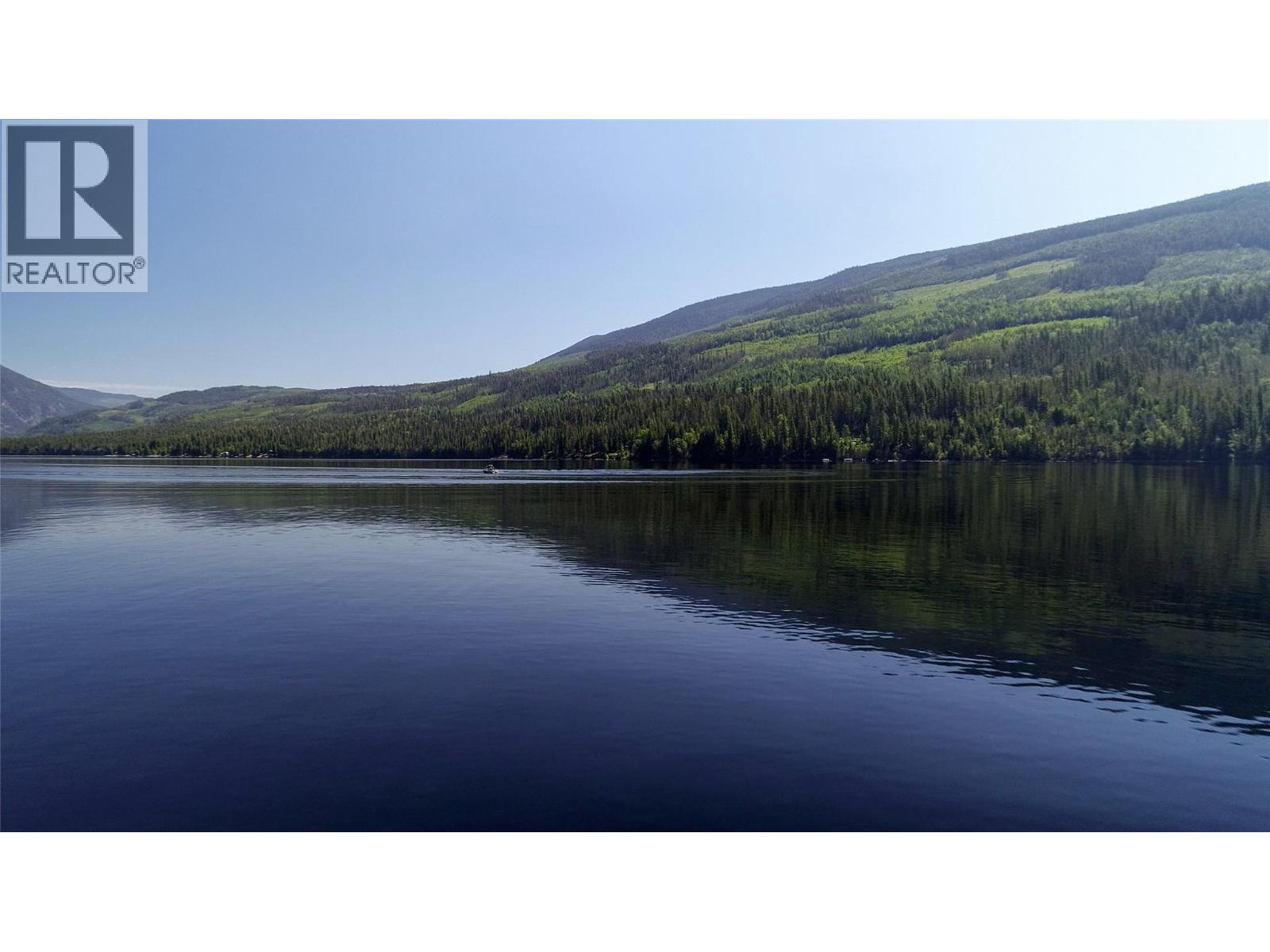 7540 RUSSEL  FSR Creek Unit# 17, Barriere