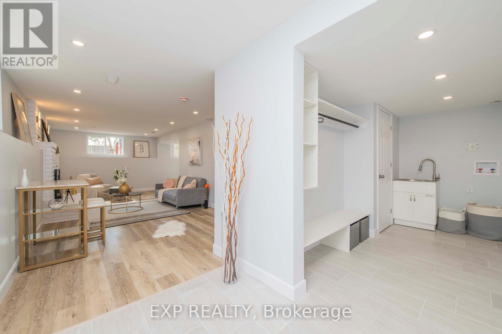 Photo 18 of 15 Kadeer Way, Ottawa ON