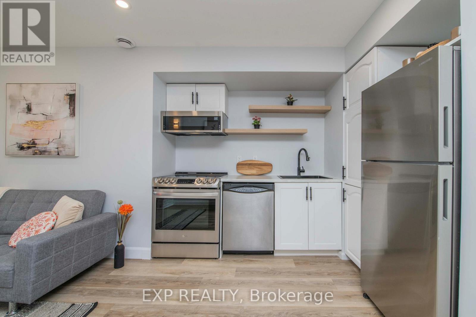 Photo 22 of 15 Kadeer Way, Ottawa ON