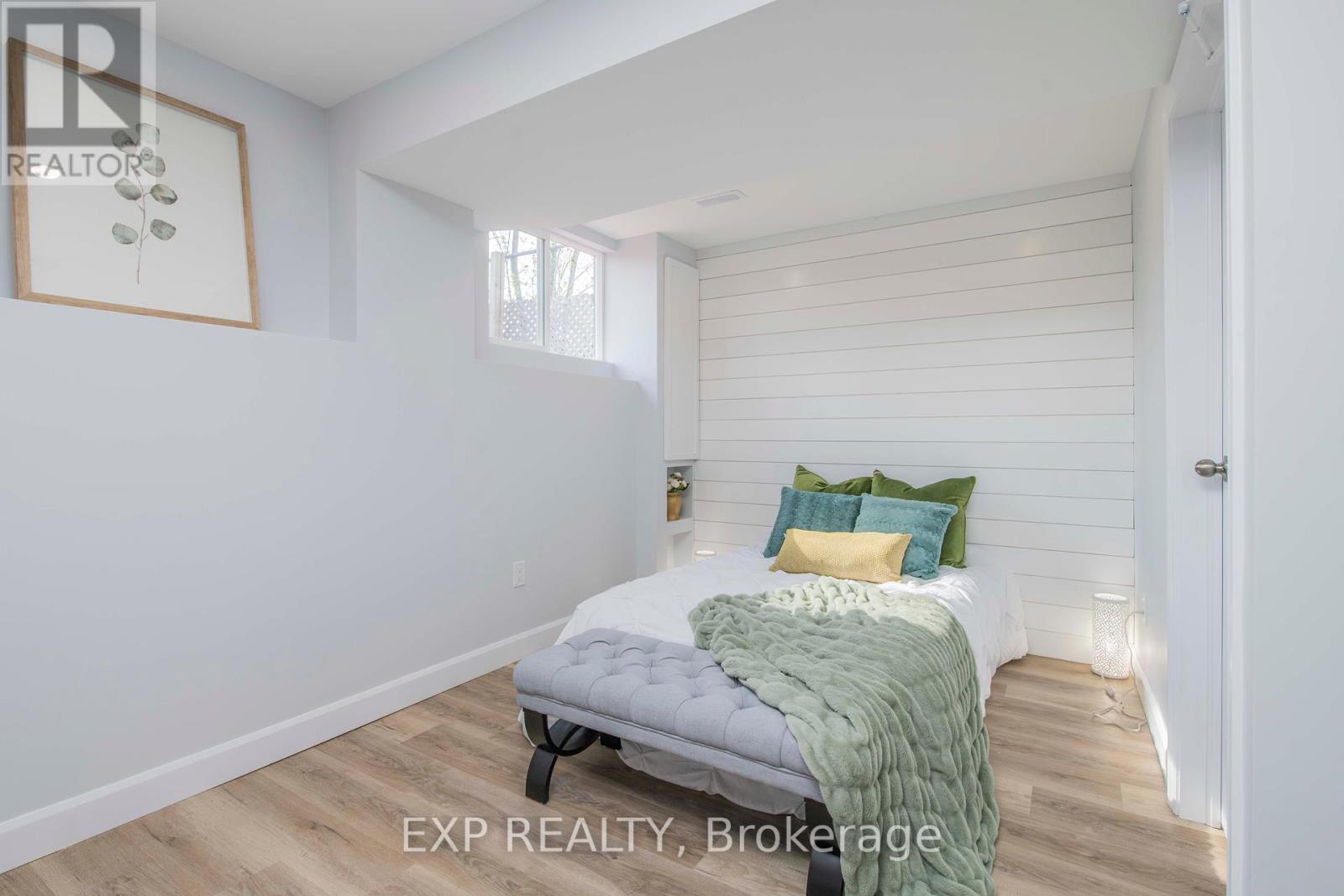 Photo 24 of 15 Kadeer Way, Ottawa ON