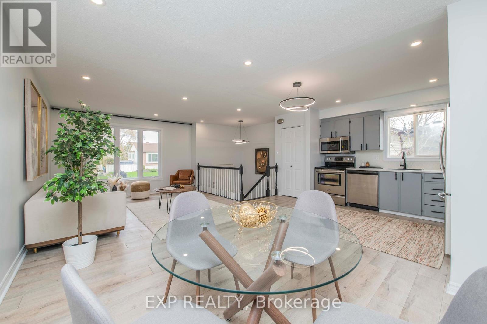 Photo 9 of 15 Kadeer Way, Ottawa ON