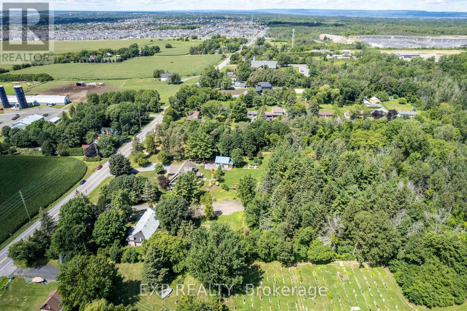 Photo 8 of 5486 Old Richmond Rd Road W, Ottawa ON