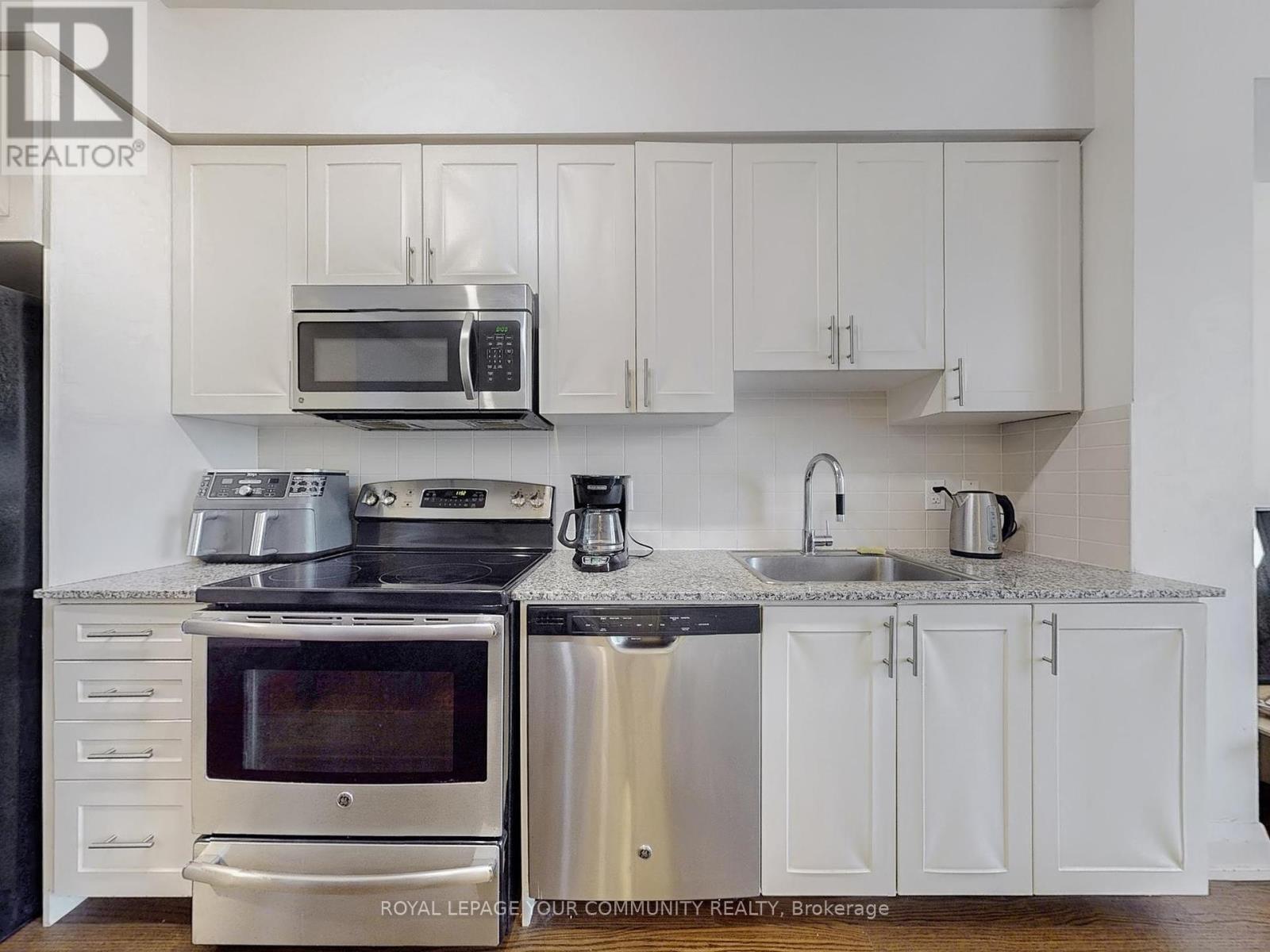 Photo 31 of 522 7161 Yonge Street, Markham ON