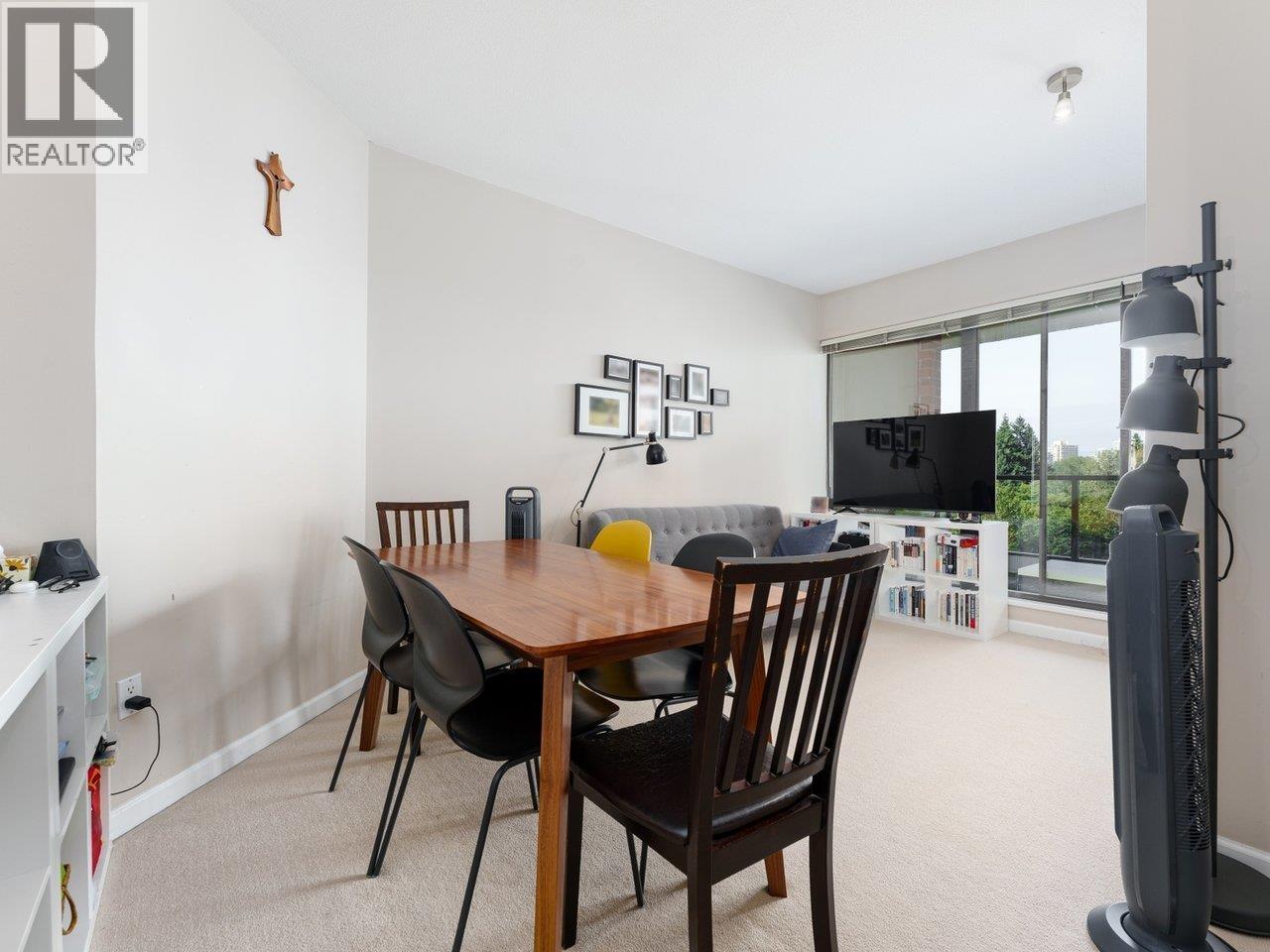 Photo 5 of 1004 6823 Station Hill Drive, Burnaby BC