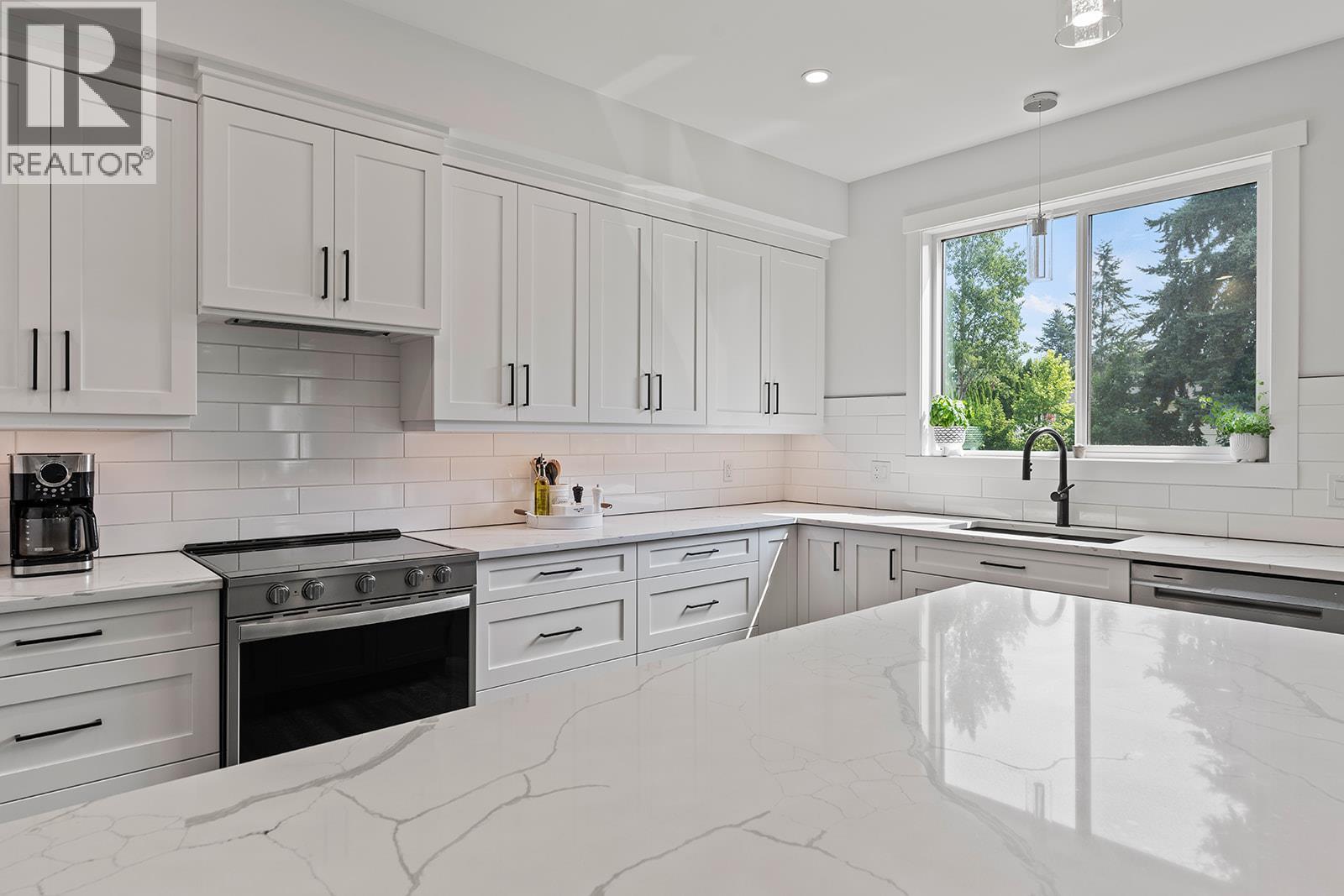 1 1441 20 Avenue Southeast, Salmon Arm
