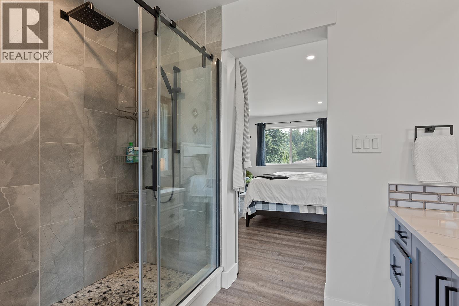 1 1441 20 Avenue Southeast, Salmon Arm