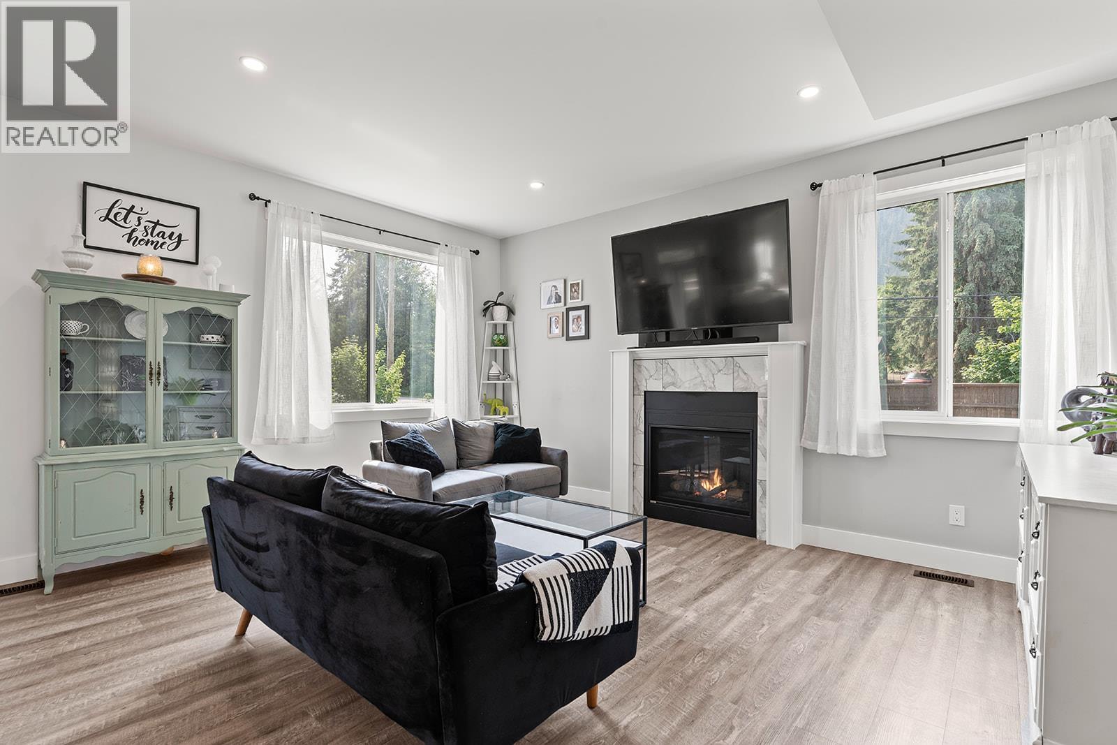 1 1441 20 Avenue Southeast, Salmon Arm