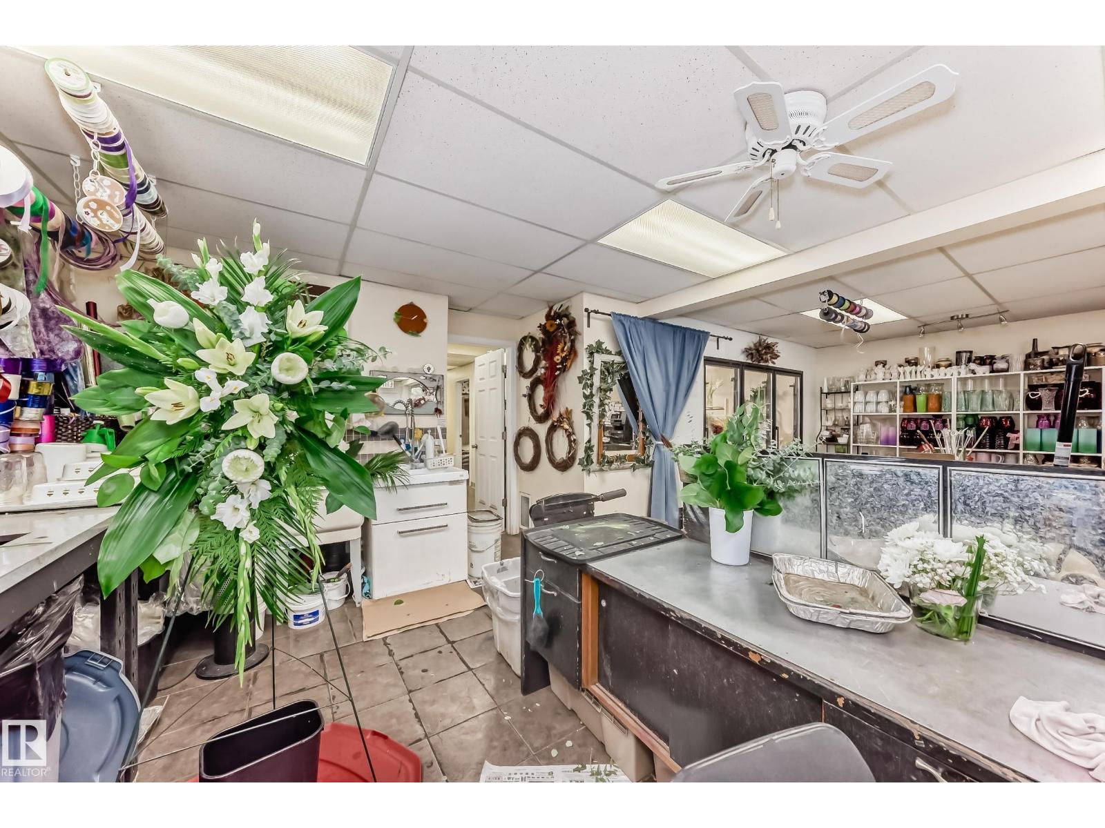 Photo 11 of 10867 97 St Nw, Edmonton AB