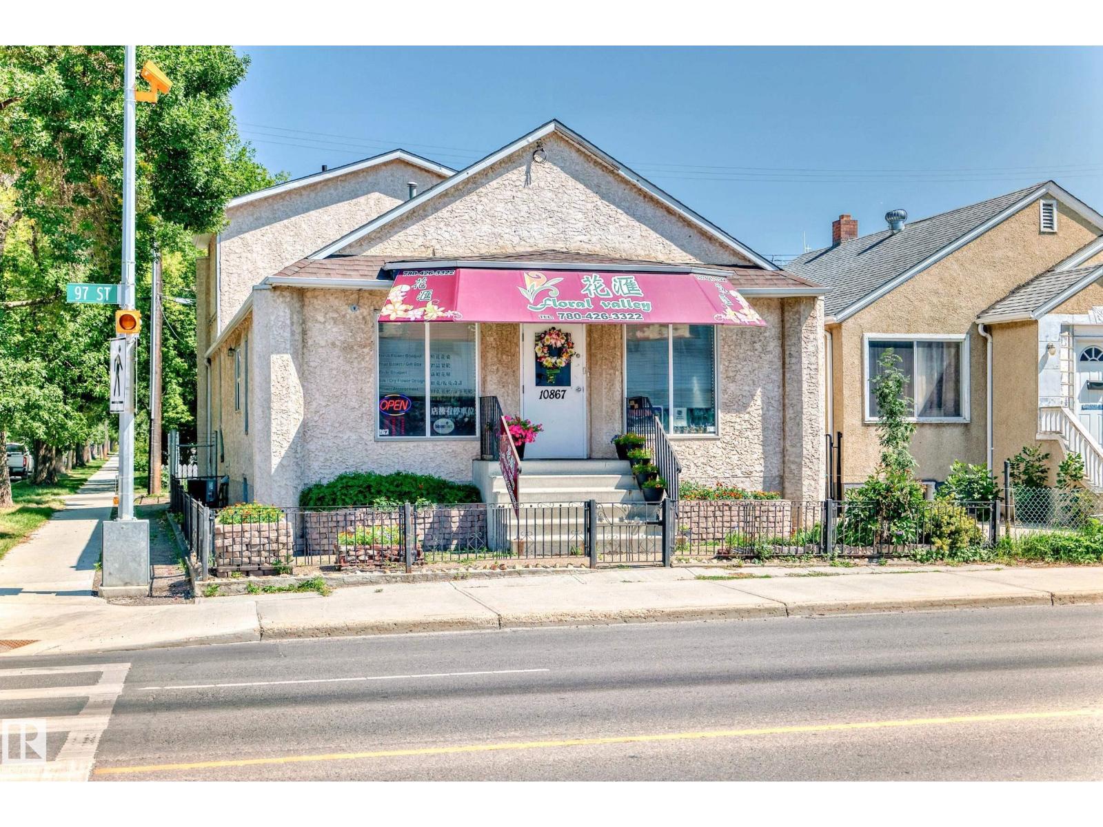 Photo 46 of 10867 97 St Nw, Edmonton AB