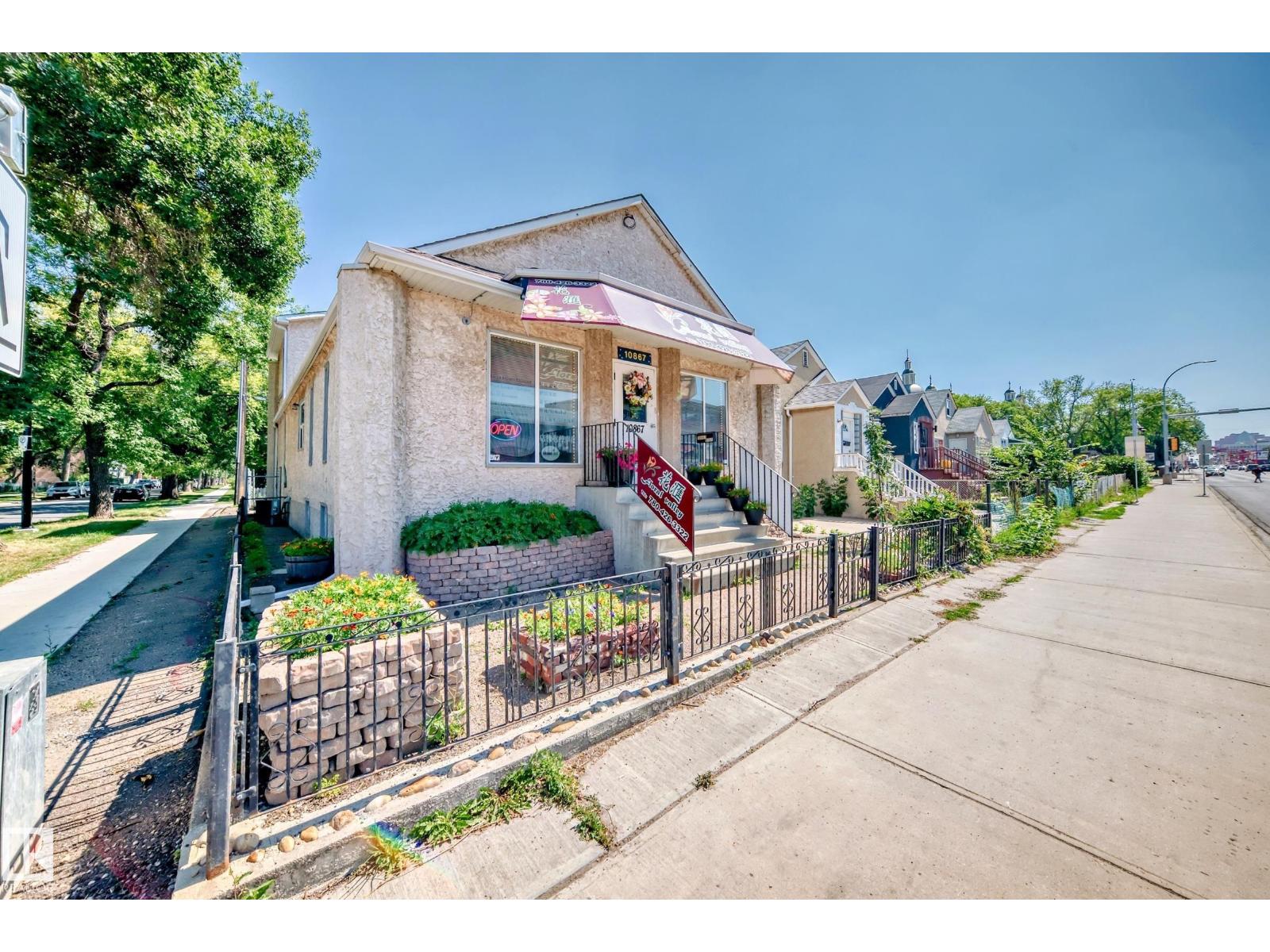 Photo 37 of 10867 97 St Nw, Edmonton AB