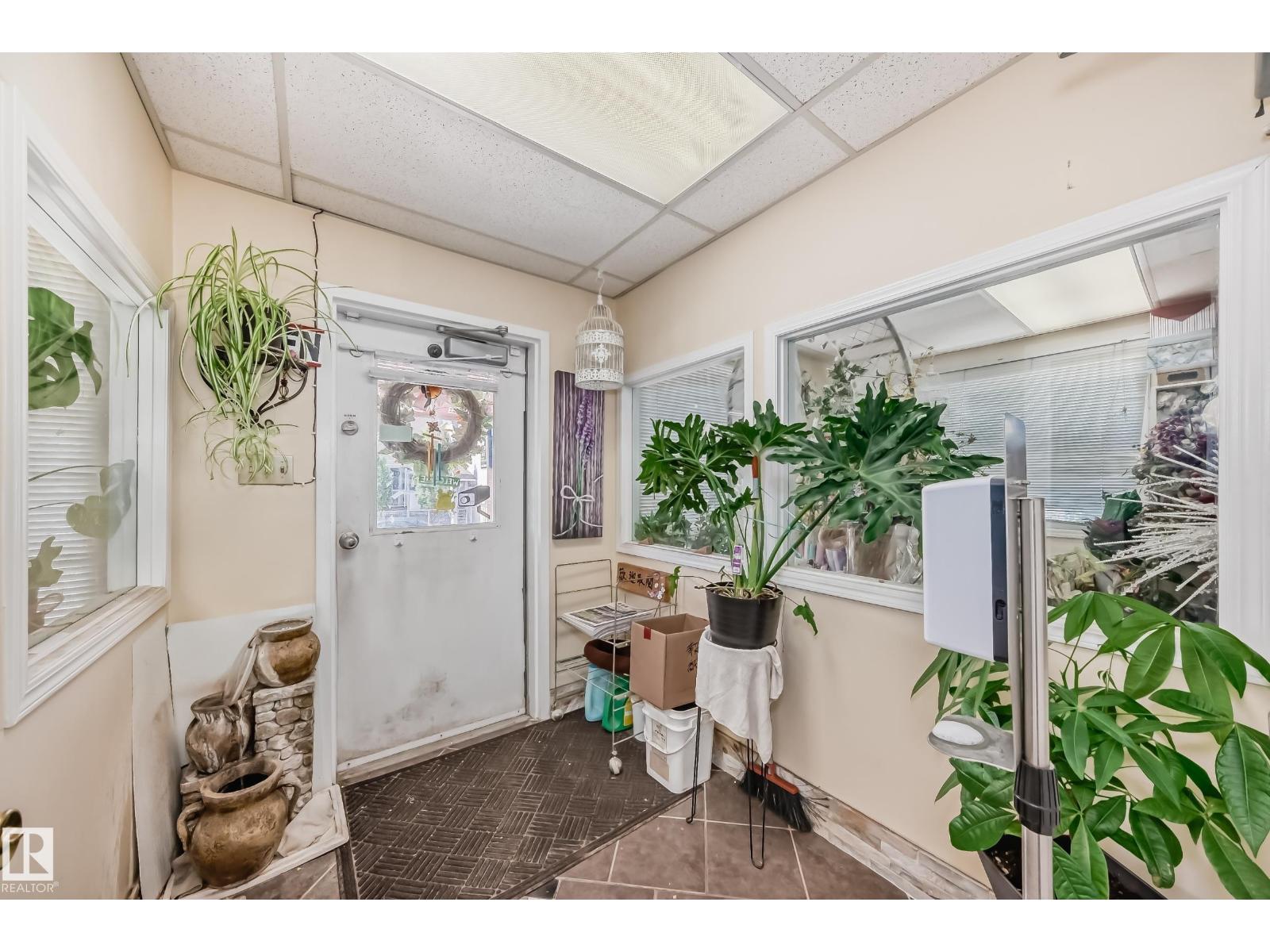 Photo 48 of 10867 97 St Nw, Edmonton AB