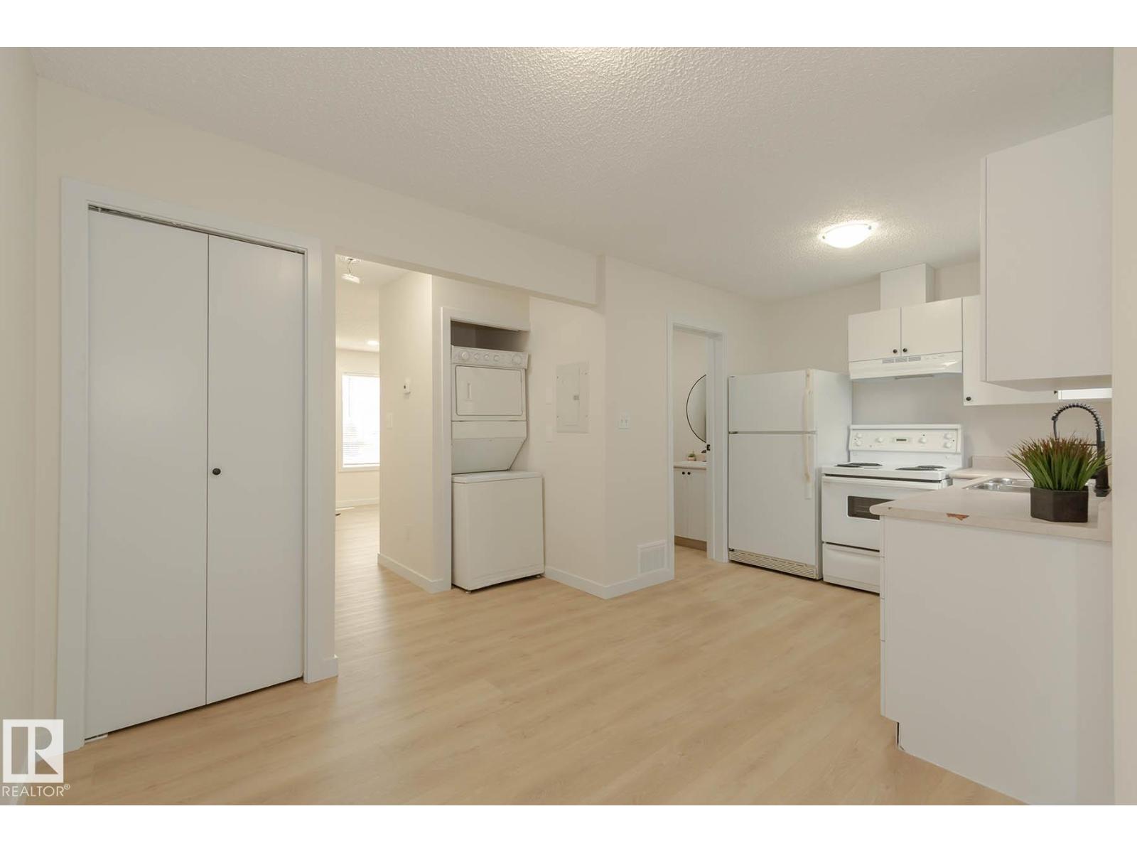 Photo 4 of 1001 610 King St, Spruce Grove AB