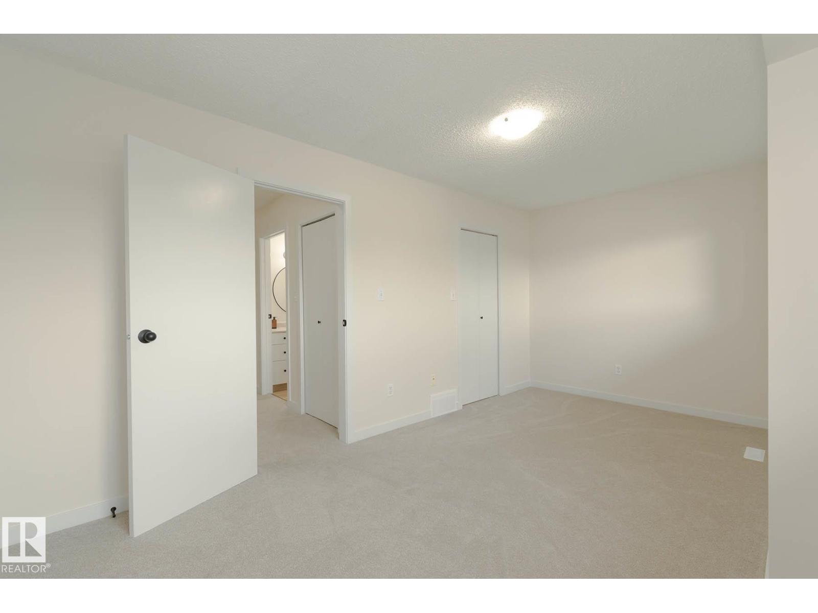 Photo 5 of 1001 610 King St, Spruce Grove AB