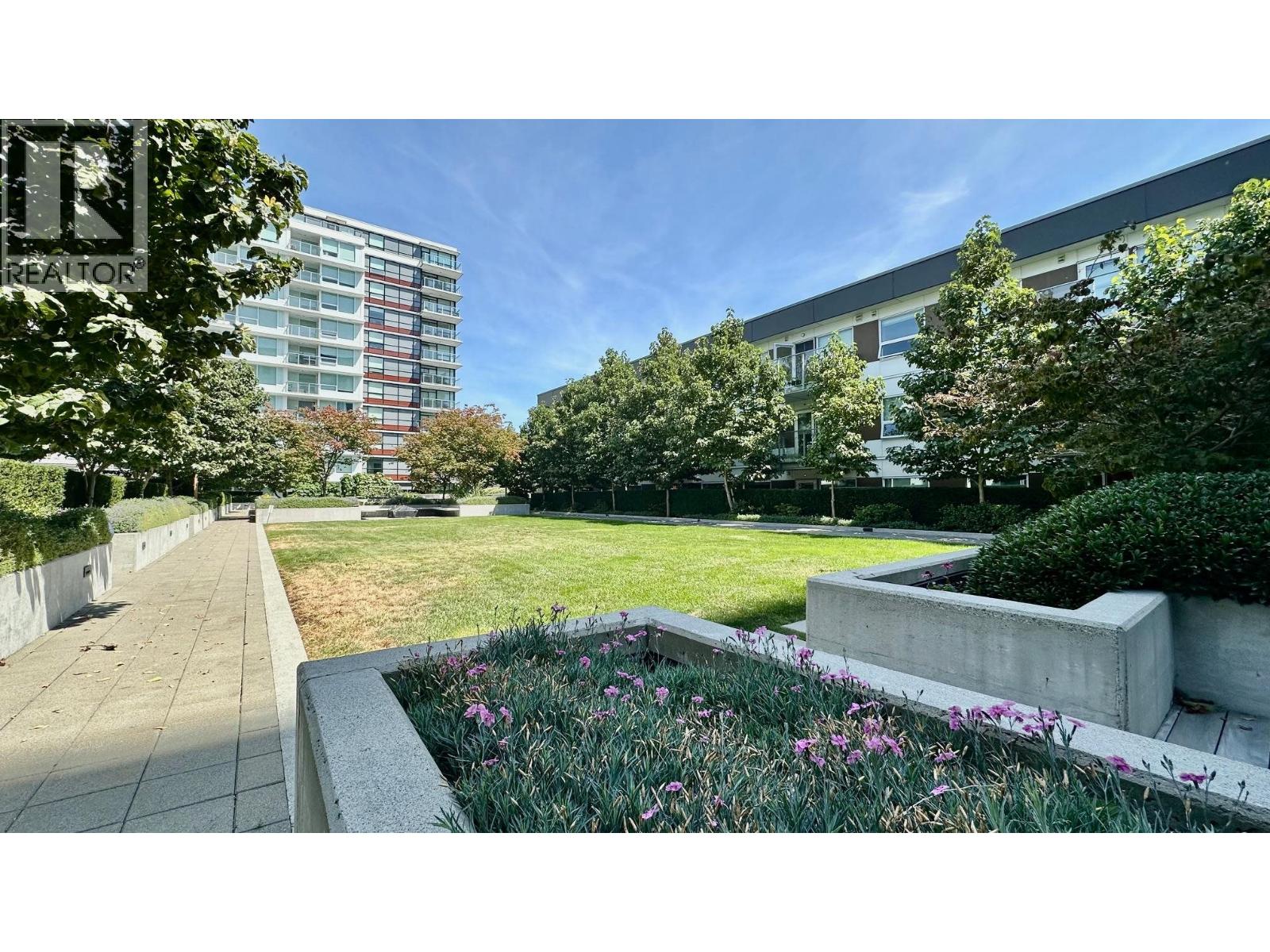 Photo 11 of 1005 5508 Hollybridge Way, Richmond BC