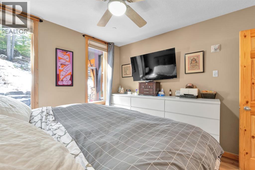 Photo 5 of 612 107 Armstrong Place, Canmore AB